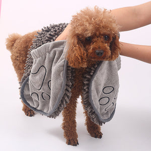 The Essential Pet Scrubbing and Bath Glove Towel for Every Pet Owner